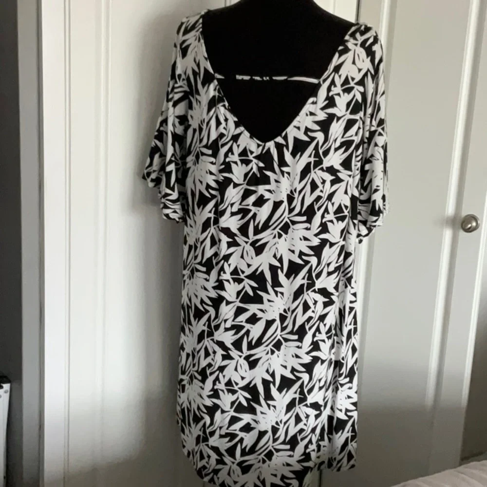 COTTON DRESS - Picture 2 of 4